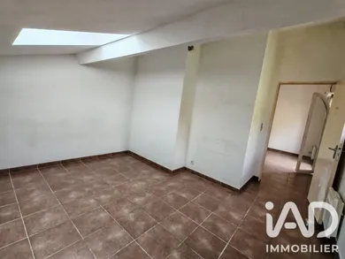 Apartment in Toulon (83000)