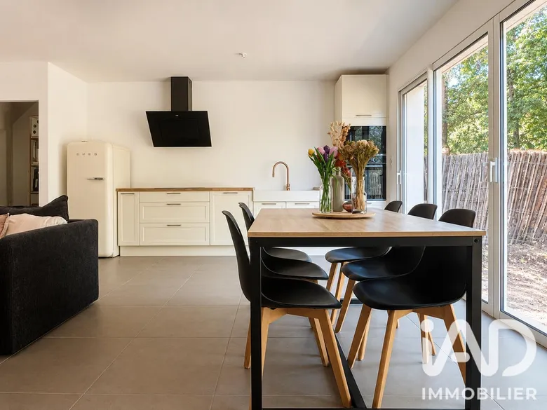 Maison 4 pièces 94 m² · à Eysines · 94 m² · 385 000 €