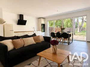 Townhouse in Eysines (33320)
