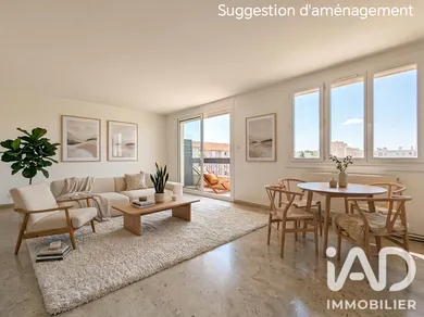 Apartment in Villeurbanne (69100)