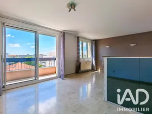 Apartment in Villeurbanne (69100)