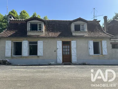 Maison de village à Saint-Jean-Lespinasse (46400)