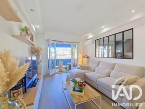 Apartment in Nice (06100)