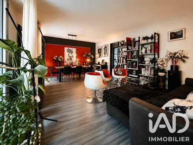 Apartment in Brunoy (91800)