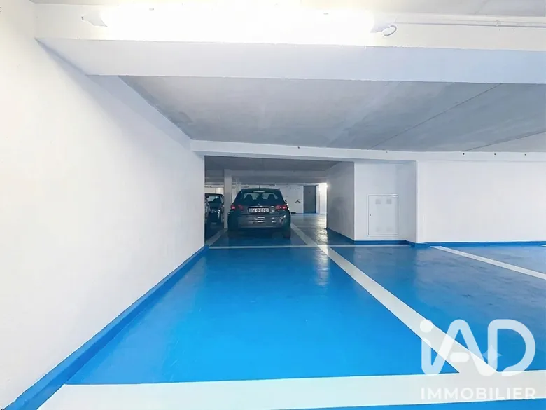 Parking 12 m² · à Antony · 12 m² · 15 000 €