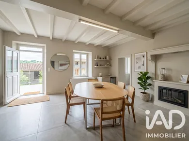 Ferme à Chambost-Longessaigne (69770)
