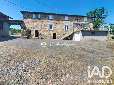 Ferme à Chambost-Longessaigne (69770)