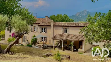 Maison à Hyères (83400)