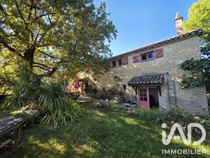 Maison traditionnelle à Lalbenque (46230)