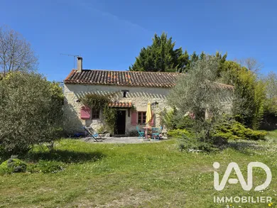 Maison traditionnelle à Lalbenque (46230)
