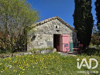 Maison traditionnelle à Lalbenque (46230)