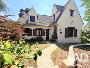 Maison traditionnelle à Pringy (77310)