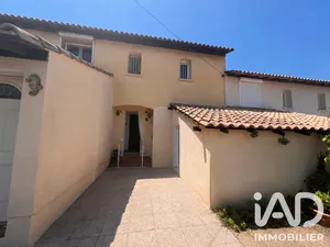 Maison à Saint-Cyr-sur-Mer (83270)