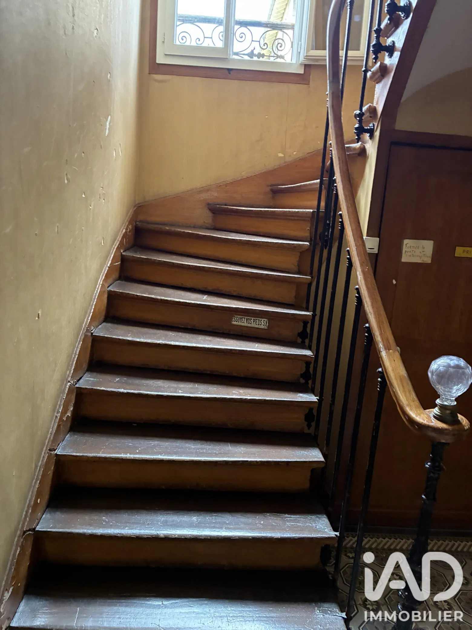 Vente appartement à Enghien-les-Bains (95880) : appartement 2 pièces 46 m² - 2070259 — 2