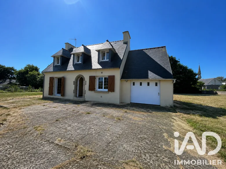 Maison 5 pièces 93 m² · à Poullan-sur-Mer · 92,9 m² · 263 000 €