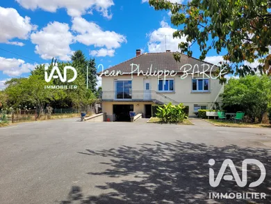 Maison à Commentry (03600)