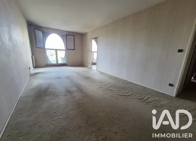 Appartement à Noisy-le-Grand (93160)