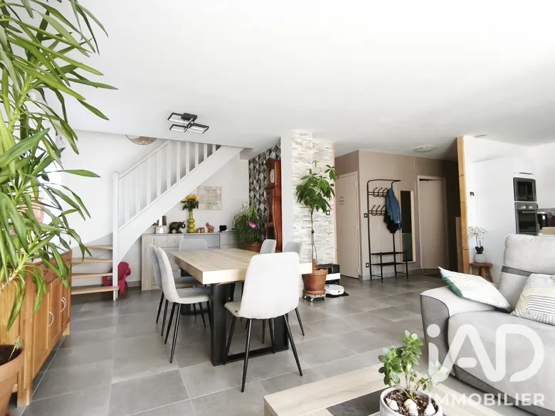 Maison 7 pièces 109 m² · à Marcillé-la-Ville · 108,8 m² · 199 900 €