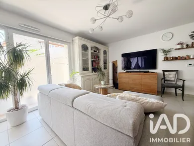 Appartement à Pierrefeu-du-Var (83390)
