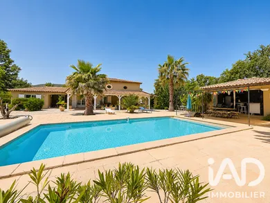 House in Besse sur Issole (83890)