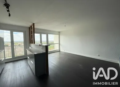 Apartment in Viry-Châtillon (91170)
