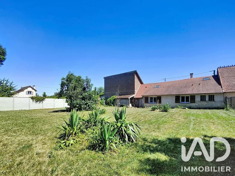 Maison 5 pièces 105 m² · à Breuilpont · 105 m² · 196 000 €