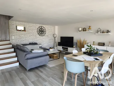 Maison de village à Mouleydier (24520)