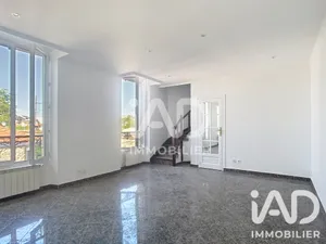 Duplex à Saint-Maur-des-Fossés (94210)