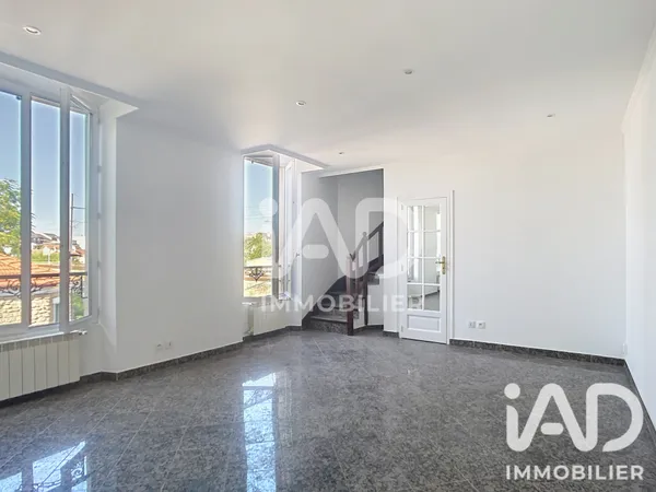Duplex à Saint-Maur-des-Fossés (94210) photo 2