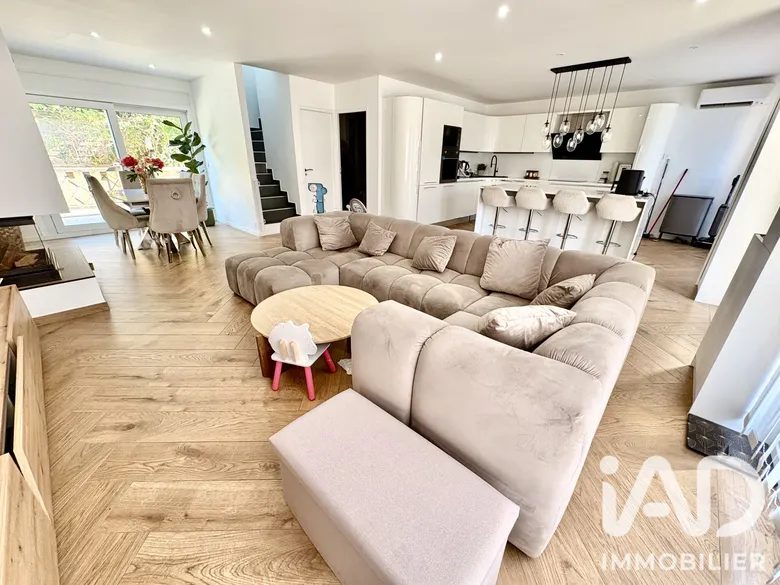 Maison 6 pièces 98 m² · à Bezons · 98 m² · 490 000 €