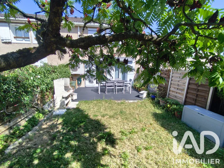 Maison 5 pièces 88 m² · à Thiais · 87,6 m² · 418 000 €