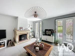 Maison à Nanterre (92000)