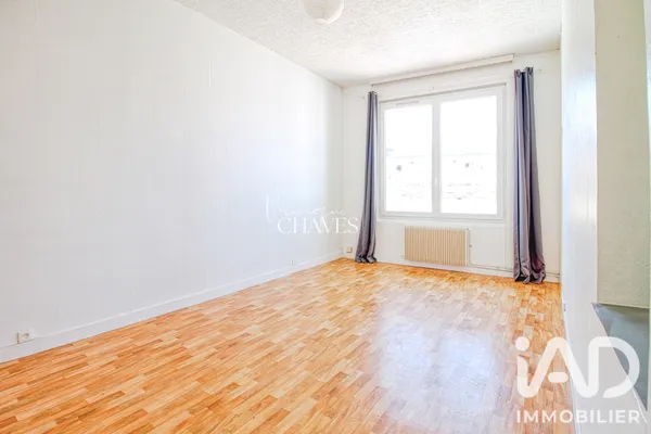 Appartement à Rueil-Malmaison (92500) photo 2
