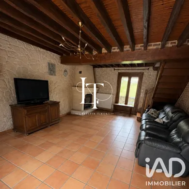 Maison traditionnelle à Saint-Vaast-lès-Mello (60660)