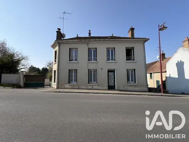 Immeuble à Voulx (77940)