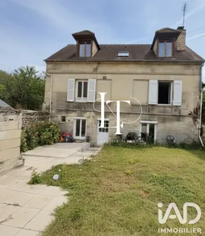 Maison traditionnelle à Saint-Vaast-lès-Mello (60660)