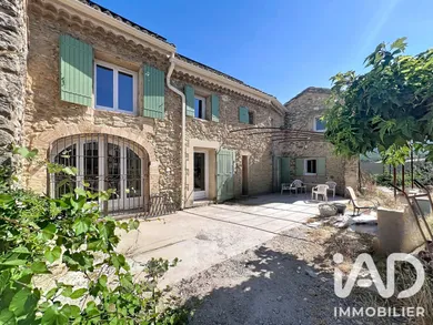Mas in Cheval-Blanc (84460)