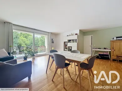 Apartment in Châtillon (92320)