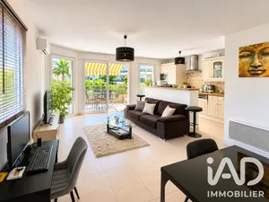 Apartment in Villeneuve-Loubet (06270)