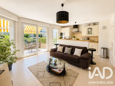 Apartment in Villeneuve-Loubet (06270)