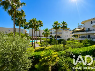Apartment in Villeneuve-Loubet (06270)