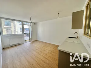 Apartment in Paris (75005)