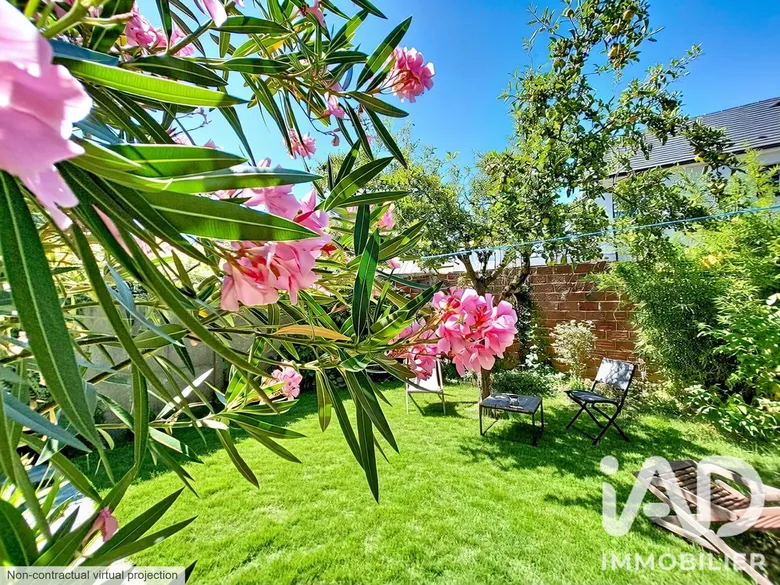 Maison 5 pièces 100 m² · à Vélizy-Villacoublay · 100 m² · 660 000 €