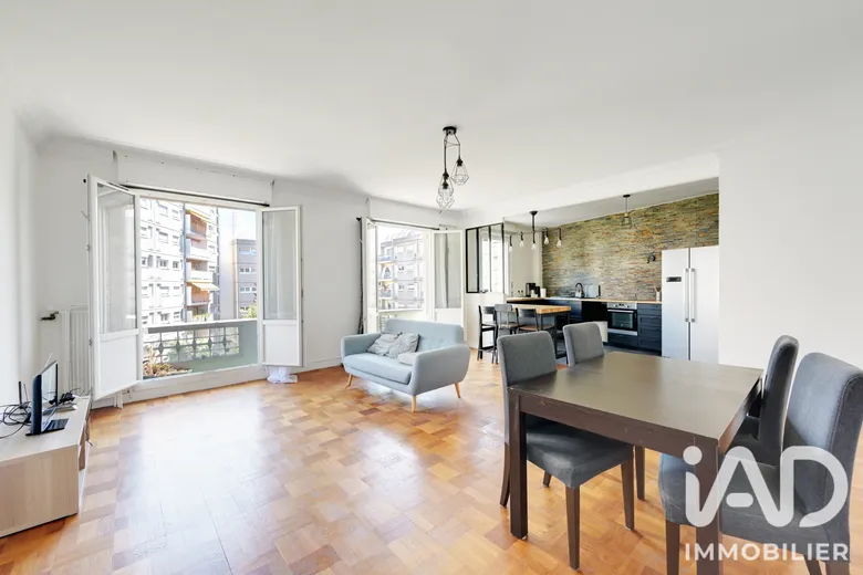 Appartement 4 pièces 106 m² · à Courbevoie · 105,7 m² · 734 000 €