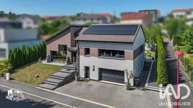 Maison d'architecte à Mont-Saint-Martin (54350)
