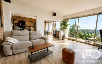 Apartment in Vaucresson (92420)