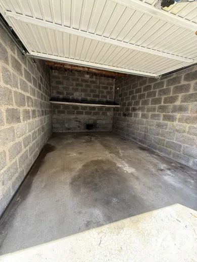 Garage à Vaires-sur-Marne (77360)