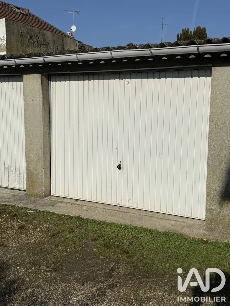 Parking 14 m² · à Vaires-sur-Marne · 14 m² · 19 000 €