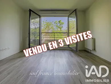 Apartment in Carrières-sous-Poissy (78955)