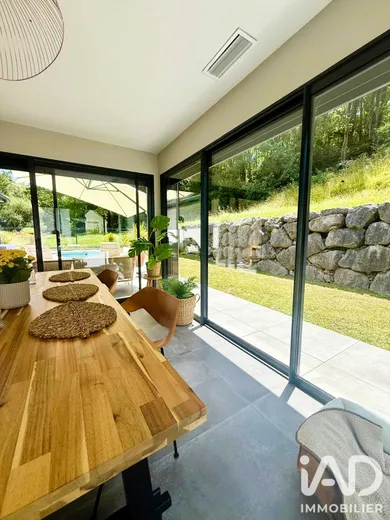 House in Arbus (64230)